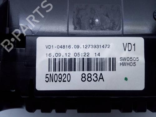 Instrument cluster VW TIGUAN (5N_) 2.0 TDI | BP22640521C47