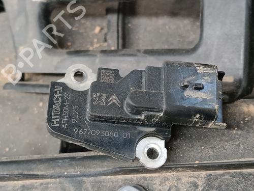 Used Mass air flow sensor PEUGEOT 3008 II SUV (MC_, MR_, MJ_, M4_) 1.5 BlueHDi 130 (131 hp) 30728026
