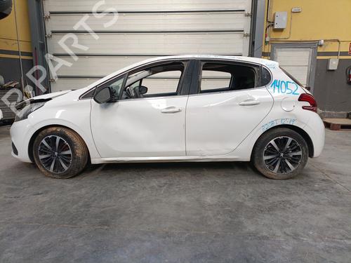 Air filter box PEUGEOT 208 I (CA_, CC_) 1.2 VTI 82 | BP31184078M87