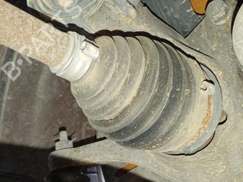 Used Left front driveshaft KIA RIO IV (YB, SC, FB) 1.25 (84 hp) 32316488