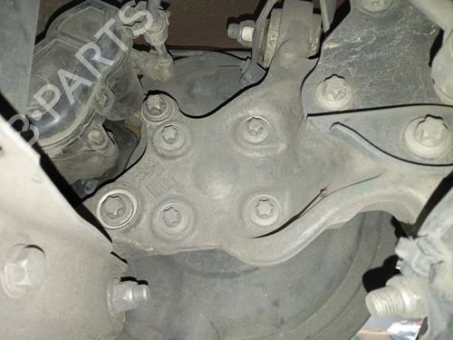 Used Left rear steering knuckle MERCEDES-BENZ A-CLASS (W176) A 200 CDI / d (176.008) (136 hp) 31145602