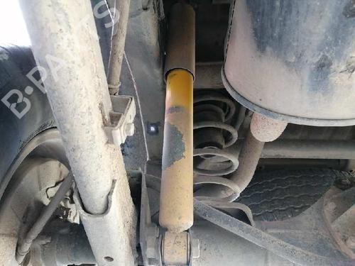 Used Right rear shock absorber MITSUBISHI PAJERO SPORT I (K7_, K9_) 2.5 TD (K94W, K74T) (115 hp) 5288267