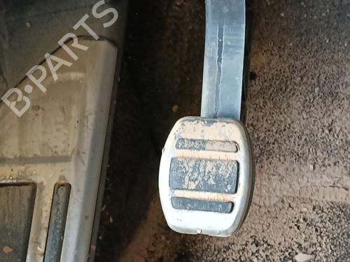 Clutch pedal PEUGEOT 3008 II SUV (MC_, MR_, MJ_, M4_) 1.2 THP/ PureTech 130 (MRHNSM, MRHNSU, MRHNSJ, MRHNYW,... BP28107981I13