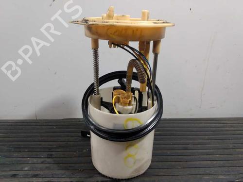 Used Fuel pump VW GOLF VI (5K1) 1.6 TDI (90 hp) 4675576