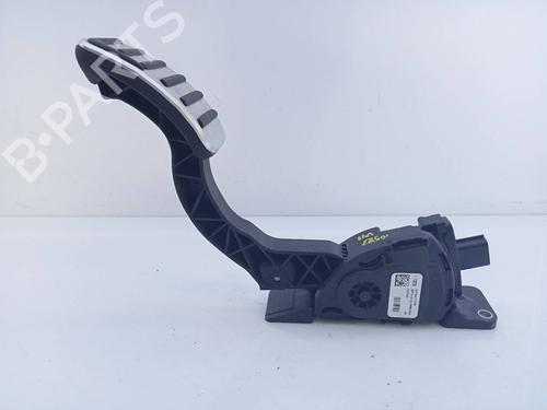 Used Pedal VOLVO V40 Hatchback (525) D3 (150 hp) 10739798