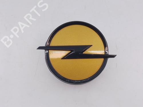 Used Tailgate handle OPEL ASTRA L Sports Tourer (O5) 1.2 (FRHNSL, FRHNSR) (131 hp) 24682020