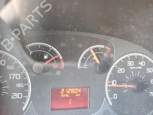 Brugte FIAT DOBLO MPV (119_, 223_) 1.3 JTD 16V (70 hp) 4431484