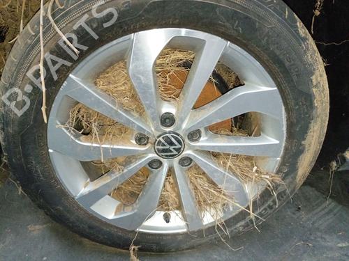 BP32977735O1 main image