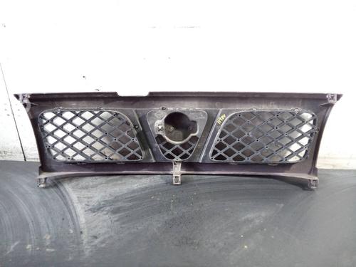 Grille NISSAN TERRANO II (R20)  | BP18106473C40 