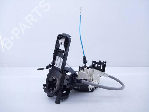 Used Front right lock MERCEDES-BENZ GLA-CLASS (X156) [2013-2022]  20722280