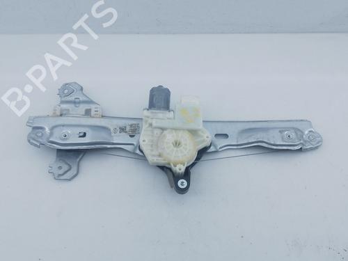 Rudehejsemekanisme Højre bagtil Rudehejsemekanisme Højre bagtil RENAULT KADJAR (HA_, HL_) 1.5 BLUE dCi 115 (HLA6) (116 hp) 33855120 33855120