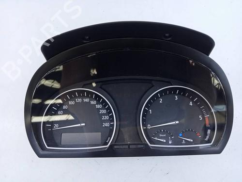 Used Instrument cluster BMW X3 (E83) 2.0 d (150 hp) 17615719