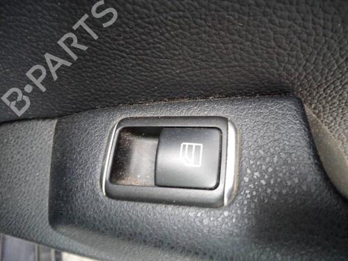 Used Right rear window switch MERCEDES-BENZ C-CLASS (W204) [2007-2015]  17009398