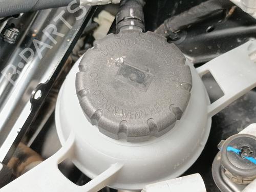 expansion-tank-mercedes-benz-cle-c236-2023-27524671 main image