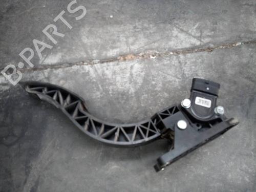Pedal KIA SORENTO I (JC) 2.5 CRDi (163 hp) 17014619