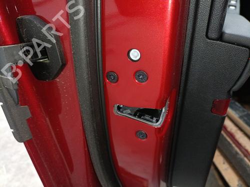 venstre-foran-las-ford-kuga-iii-dfk-2019-36989756 main image