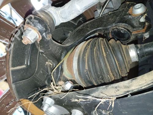 Used Left front steering knuckle Left front steering knuckle VW T-CROSS (C11, D31) [2018-2026] 32470742 32470742