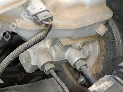 Hovedbremsesylinder FORD RANGER (TKE) 3.2 TDCi 4x4 (200 hp) 30699921