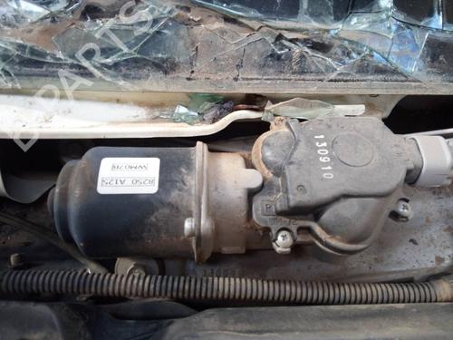Used Front wiper motor MITSUBISHI L200 / TRITON (KA_T, KB_T) 2.5 DI-D 4WD (KB4T) (136 hp) 11384867