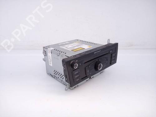 Used Radio AUDI A4 B8 (8K2) 2.0 TDI (120 hp) 11592988