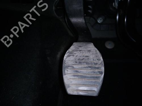 Used Clutch pedal OPEL CORSA E (X15) 1.3 CDTI (08, 68) (95 hp) 11870456
