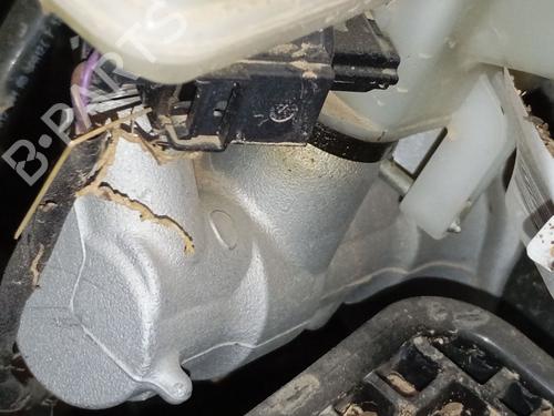 Used Brake master cylinder Brake master cylinder VW POLO VI (AW1, BZ1, AE1) 1.0 TSI (95 hp) 33336927 33336927