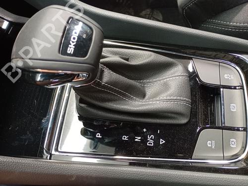 Used Gear lever SKODA KAROQ (NU7, ND7) 2.0 TDI 4x4 (150 hp) 28725891