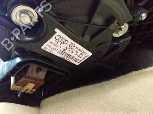 Varmeblæser AUDI A4 B7 Convertible (8HE) 2.0 TDI (140 hp) 14059643