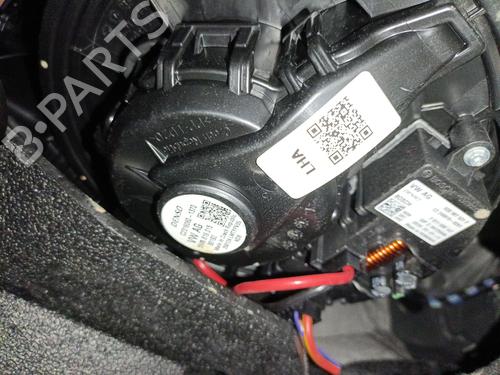 Used Heater blower motor Heater blower motor SKODA KAROQ (NU7, ND7) 1.5 TSI (150 hp) 33463437 33463437