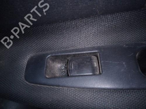 Højre bagtil elrude kontakt NISSAN QASHQAI / QASHQAI +2 I (J10, NJ10, JJ10E) [2006-2014]  17011504
