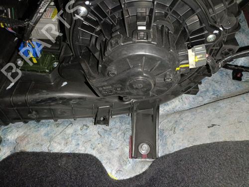 Ventilator motor HYUNDAI i30 (GD) 1.6 CRDi (110 hp) 27275738