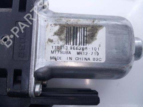 Right rear window motor VOLVO V60 I (155) D3 / D4 | BP10567582E22 