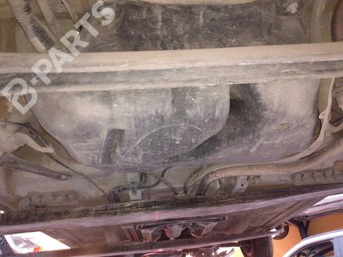 Used Fuel tank Fuel tank TOYOTA YARIS (_P13_) 1.0 (KSP130_, KSP130) (69 hp) 10635318 10635318
