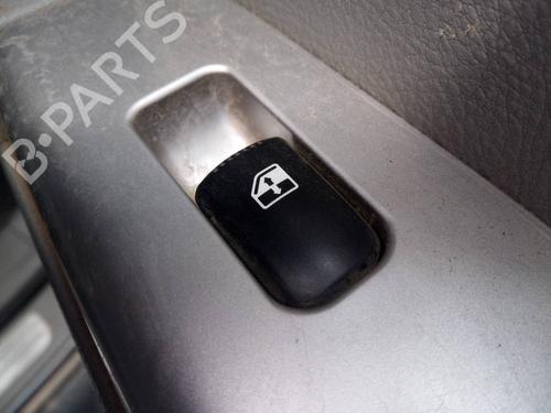 Used Right rear window switch HYUNDAI SANTA FÉ II (CM) 2.2 CRDi 4x4 (155 hp) 17491530