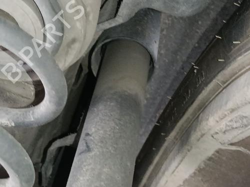 right-rear-shock-absorber-audi-q3-8ub-8ug-2011-2012-2013-2014-2015-2016-2017-2018-2019-2020-39265882 main image