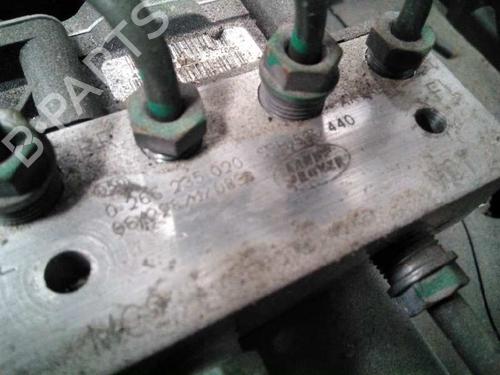ABS Bremseaggregat LAND ROVER DISCOVERY III (L319) 2.7 TD 4x4 (190 hp) 7233683
