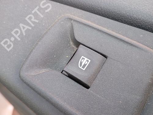 Used Right front window switch OPEL VIVARO B Bus (X82) 1.6 CDTI (06) (90 hp) 28000959