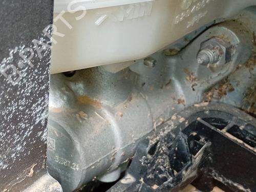 Used Brake master cylinder Brake master cylinder VW CADDY V Box Body/MPV (SBA, SBH) 2.0 TDi (102 hp) 33243808 33243808
