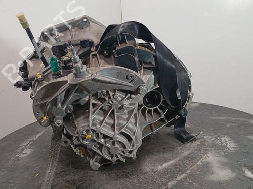 Used Gearbox OPEL VIVARO B Bus (X82) 1.6 CDTI (06) (90 hp) 27806325