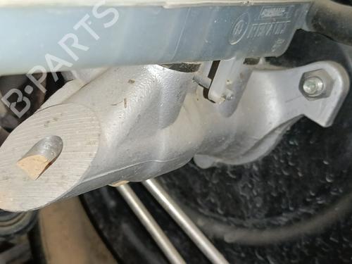 Used Brake master cylinder Brake master cylinder 37601140 37601140
