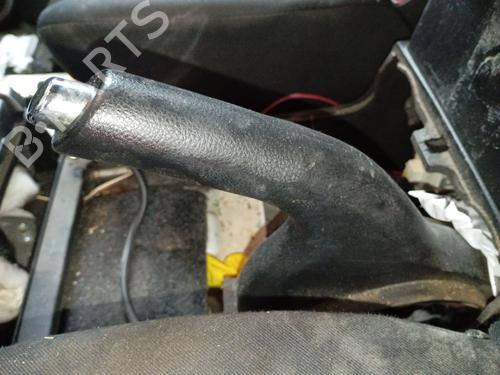 Used Hand brake Hand brake SUZUKI GRAND VITARA II (JT, TE, TD) 1.9 DDiS All-wheel Drive (JT419, TD44, JB419WD, JB419XD,... (129 hp) 39961779 39961779