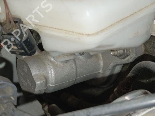 Używane Pompa hamulcowa BMW 3 (F30, F80) 318 d (143 hp) 30617372