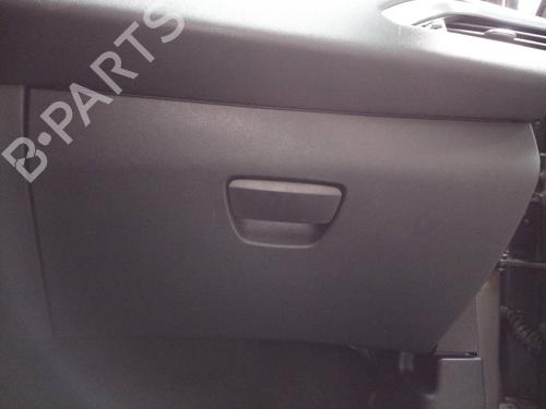 Used Glove box PEUGEOT 208 I (CA_, CC_) 1.6 HDi (92 hp) 12494930