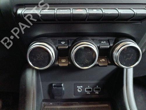 Used Climate control RENAULT CAPTUR II (HF_) TCe 130 (HFMF) (131 hp) 24803874