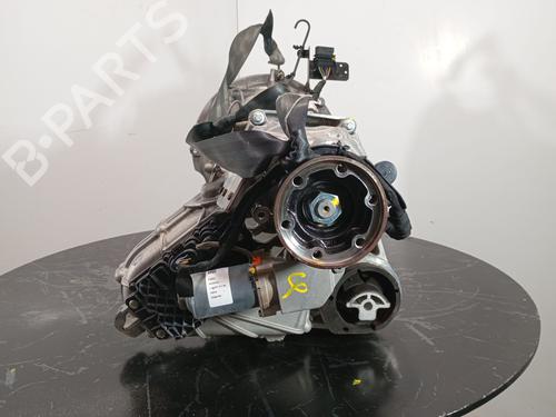 Gearbox LAND ROVER RANGE ROVER VELAR (L560) 2.0 D180 TD4 4x4 | BP25904842M3 