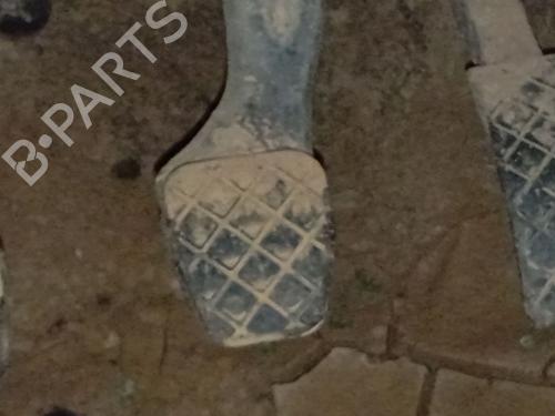 Pédale de frein SEAT IBIZA IV (6J5, 6P1) 1.6 TDI (90 hp) 32116509