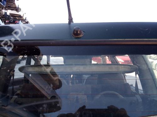 Used Third brake light NISSAN TERRANO II (R20) 2.7 TDi 4WD (125 hp) 13582549