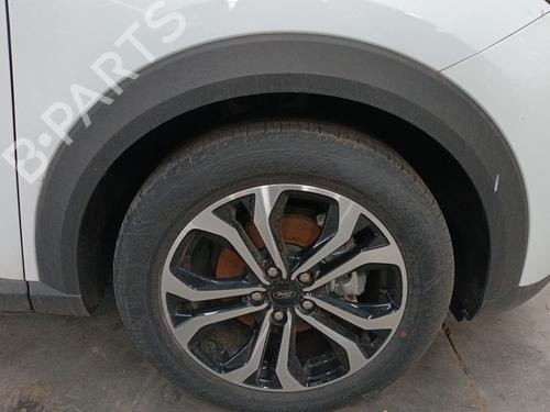 front-right-wheel-arch-trim-ford-puma-j2k-cf7-2019-36529164 main image