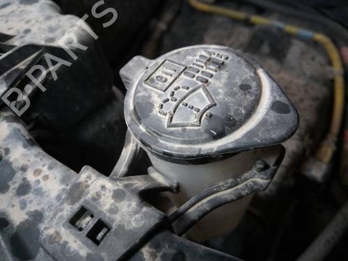 Used Windscreen washer tank TOYOTA LAND CRUISER 90 (_J9_) 3.0 D-4D 4WD (KDJ90_, KDJ95_, KDJ90W, KDJ95W) (163 hp) 7526274