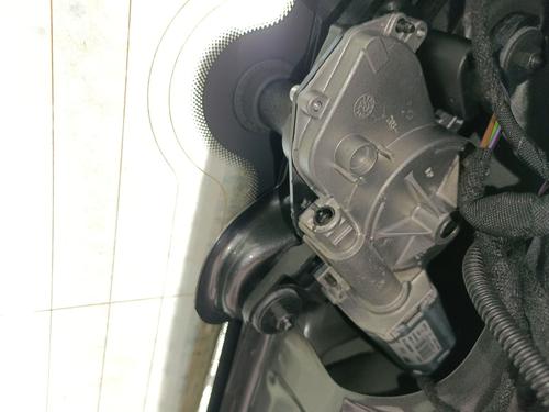 Ruitenwissermotor achter SKODA OCTAVIA IV Combi (NX5, PV5) 1.5 TSI e-TEC (150 hp) 28856168